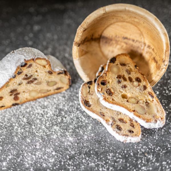 Weihnachtsbäckerei und Stollen von Brücklmair aus München